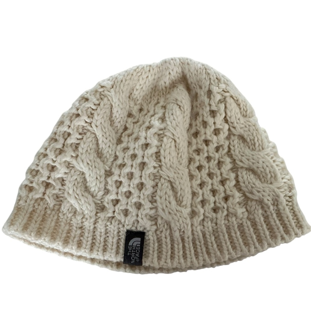 The north face cable minna beanie hat in cream wool/acrylic/alpaca. One size